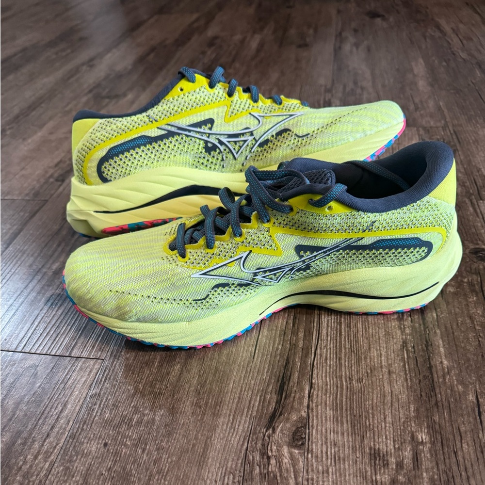 Men’s Mizuno Wave Rider 27.